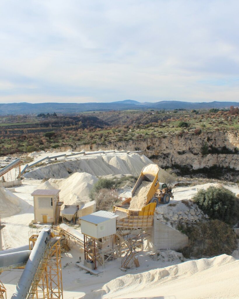 Produttori di calce Sicilia orientale - Leone La Ferla spa